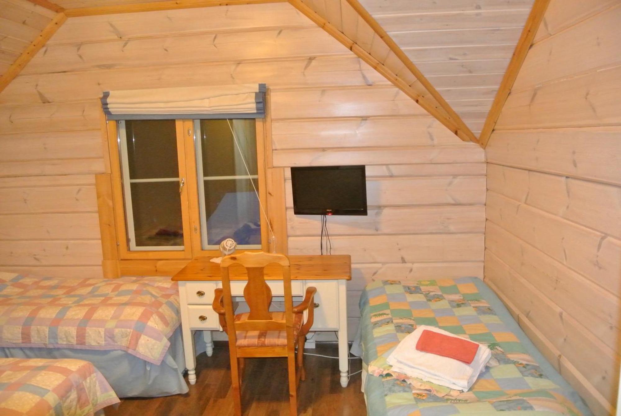 Guest House Haapaniemen Hirsikartano Idensalmi Exteriör bild